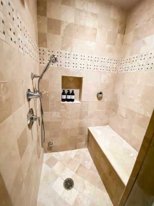 Luxury Auberge Madeline Residence Building Telluride Exterior photo